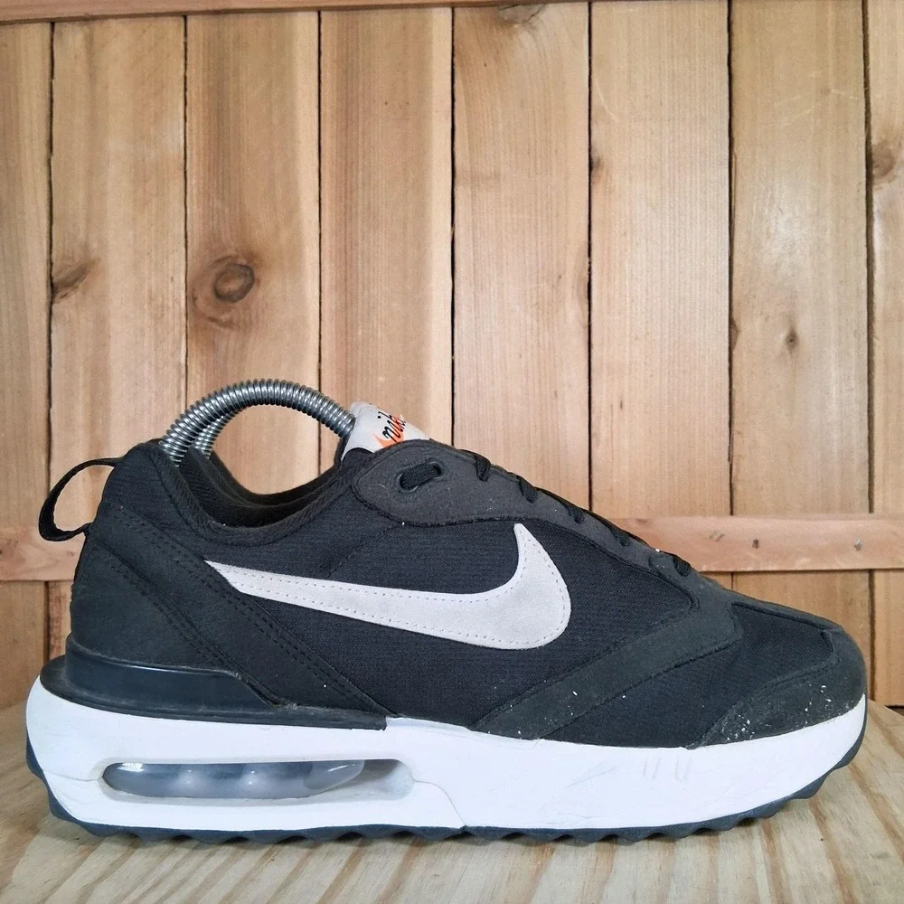 Nike Air Max‎ Dawn Shoes Womens 8.5 Black Mesh Running Sneakers DC4068-001